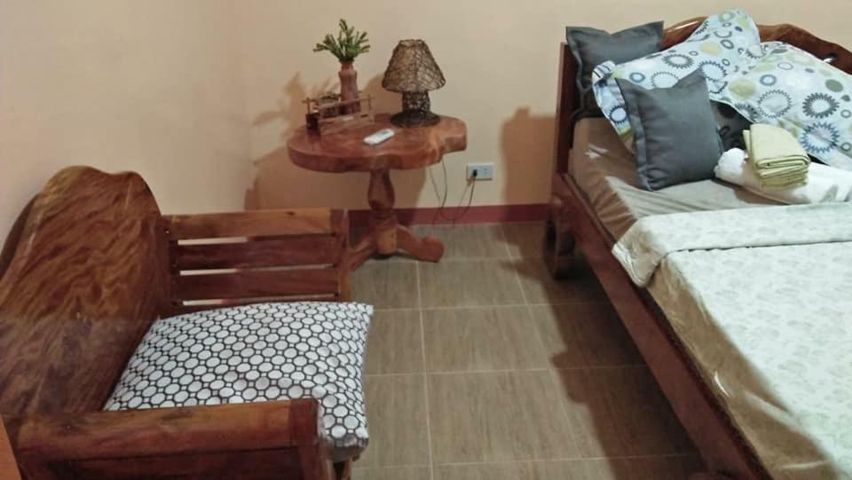 Anvel Homestay Basco 外观 照片